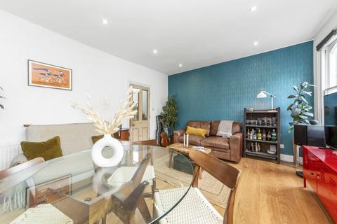 2 bedroom apartment to rent, Rockmount Road, Crystal Palace, London, SE19