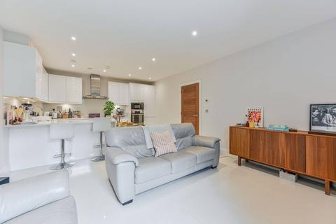 1 bedroom flat for sale, Clapham Road, Oval, London, SW9