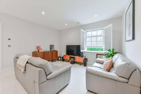 1 bedroom flat for sale, Clapham Road, Oval, London, SW9