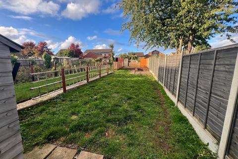 3 bedroom terraced house for sale, Littlewood Street, Rothwell, Kettering