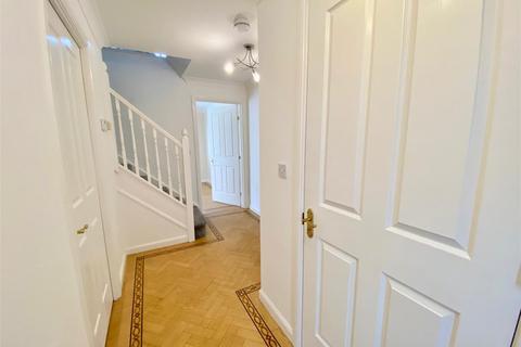 3 bedroom townhouse to rent, Beachborough Close, Preston Grange, North Shields