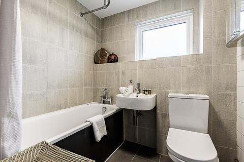 1 bedroom flat to rent, Mile End Road E LJ, London E1