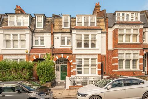 1 bedroom flat for sale, Glenmore Road, Belsize Park, London, NW3