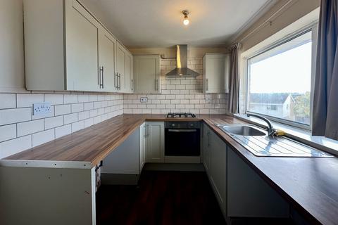 2 bedroom flat for sale, Okehampton Avenue, Leicester, LE5