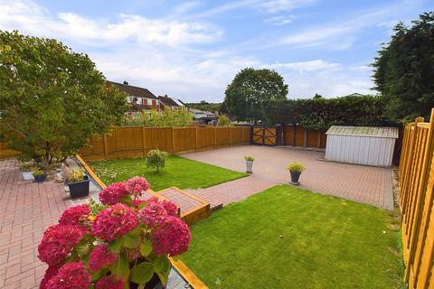 2 bedroom bungalow for sale, Tolladine Road, Worcester, Worcestershire, WR4