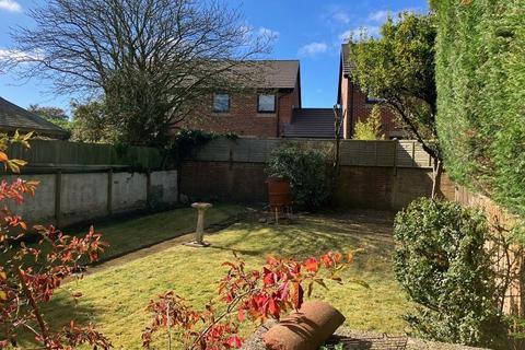 3 bedroom semi-detached house for sale, Horsley Avenue, Shiremoor, NE27