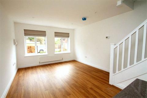 1 bedroom end of terrace house for sale, Hazel Avenue, Farnborough, Hampshire, GU14