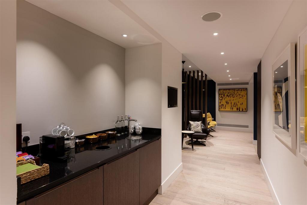 Grange-Apartment 1501, 3 Merchant Square-77 Hi.jpg