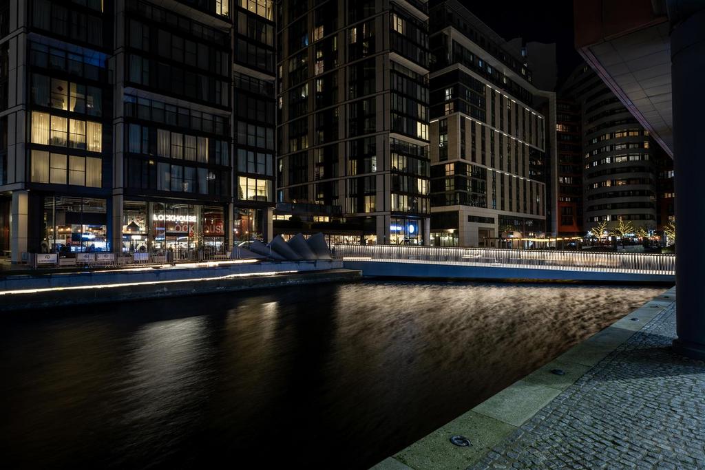 Grange-Apartment 1501, 3 Merchant Square-83 Hi.jpg
