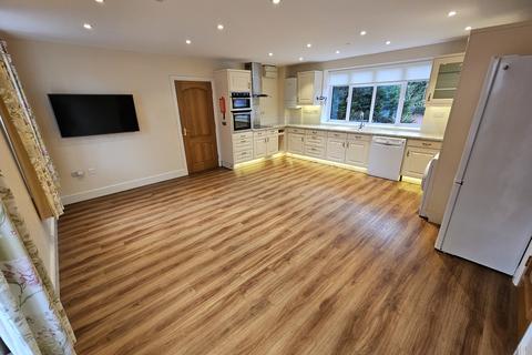 4 bedroom semi-detached house to rent, Inkberrow, Worcester, WR7