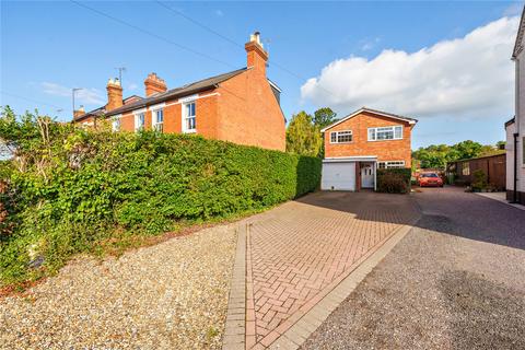 3 bedroom detached house for sale, London Road, Wokingham, RG40