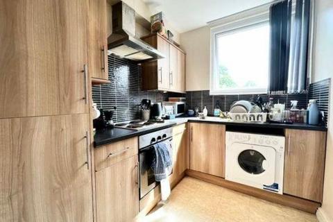 1 bedroom property to rent, The Oaks, Salford M7