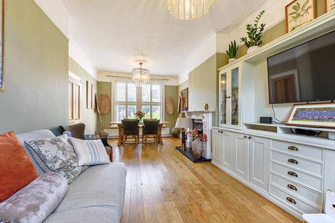 4 bedroom terraced house for sale, Glenhouse Road, London, SE9