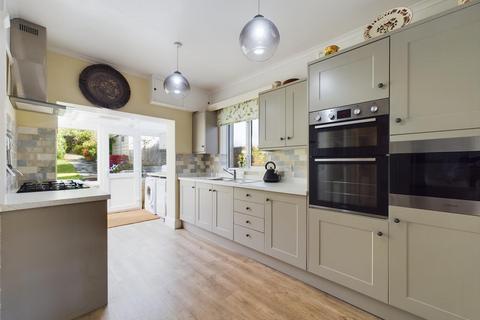 18 Bicclescombe Gardens, Ilfracombe, EX34 8EX