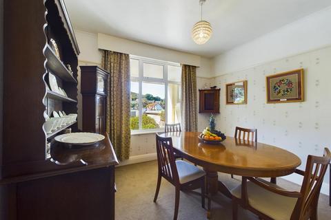 18 Bicclescombe Gardens, Ilfracombe, EX34 8EX