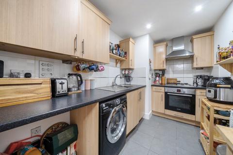 2 bedroom apartment for sale, Griffin Court, Black Eagle Drive, Northfleet, DA11