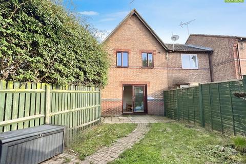 3 bedroom end of terrace house for sale, Henry Street, West Sussex PO21