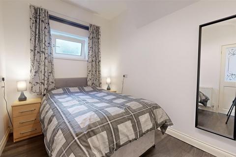 1 bedroom flat for sale, Fortuneswell, Portland