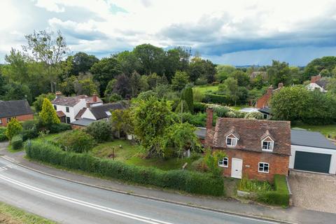 1 bedroom detached house for sale, Hanbury, Bromsgrove, Worcestershire