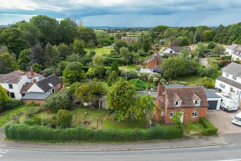 1 bedroom detached house for sale, Hanbury, Bromsgrove, Worcestershire