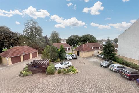 3 bedroom flat for sale, Hamworthy