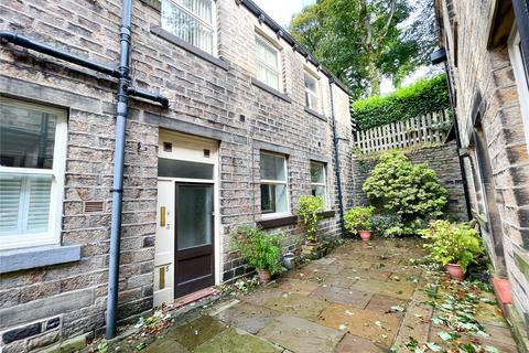 1 bedroom apartment for sale, The Square, Dobcross, Saddleworth, OL3