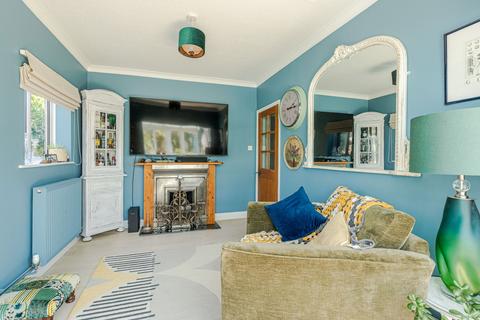 Newhaven Berrells Road, Tetbury, GL8 8ED