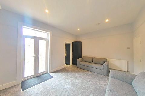 5 bedroom house to rent, Herrick Road, Loughborough LE11