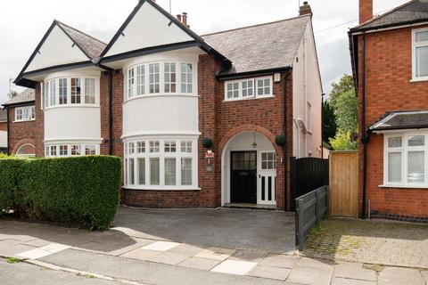 3 bedroom semi-detached house to rent, South Knighton Road, Leicester, LE2