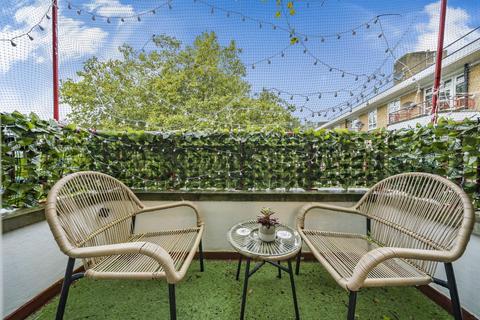 3 bedroom flat for sale, Champion Hill Estate, Camberwell SE5