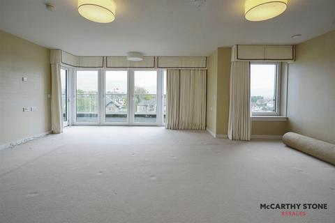 2 bedroom penthouse for sale, Lyle Court, 25 Barnton Grove, Edinburgh, EH4 6EZ