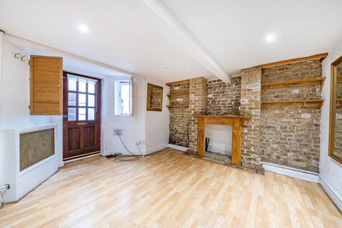 3 bedroom flat for sale, Anhalt Road, Battersea