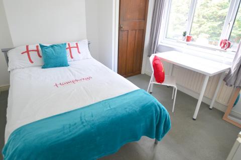 5 bedroom detached house to rent, Rutland Road, West Bridgford NG2