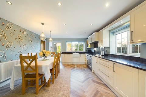 4 bedroom detached house for sale, Bristol Road, Cambridge, Gloucester, Gloucestershire, GL2