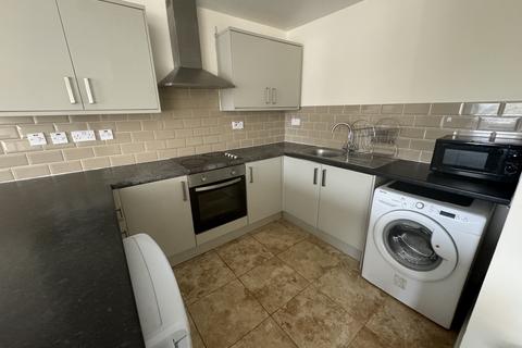 2 bedroom apartment to rent, 12 clifton house, Merridale Road, Wolverhampton, WV3 9RY