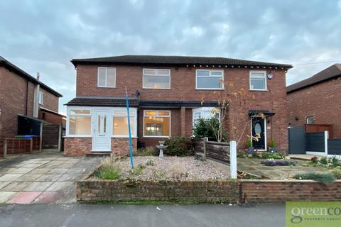 3 bedroom semi-detached house to rent, The Quadrant, Stockport SK1