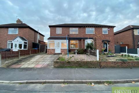 3 bedroom semi-detached house to rent, The Quadrant, Stockport SK1