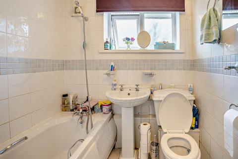 2 Springfield Gardens, Morganstown, Cardiff, CF15 8LQ