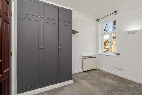 15 Catherines Close, Catherine De Barnes, Solihull, B91 2SZ