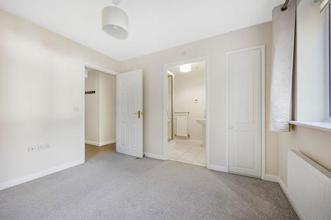 2 bedroom flat for sale, Sir Charles Irving Close, The Park, Cheltenham, GL50