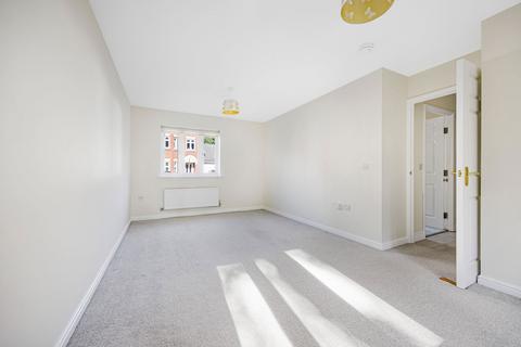 2 bedroom flat for sale, Sir Charles Irving Close, The Park, Cheltenham, GL50