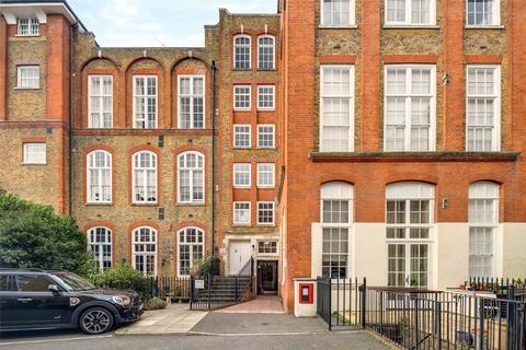 43 Old School Square, London, E14 7DJ