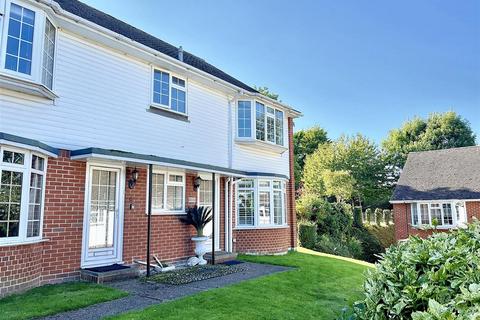 2 bedroom flat for sale, Mill Gap Road, Eastbourne