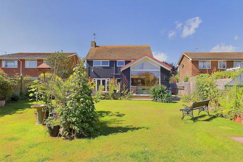 3 bedroom detached house for sale, Sea Lane, Goring-by-Sea, Worthing, BN12