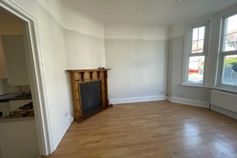 1 bedroom maisonette to rent, Thornton Heath CR7