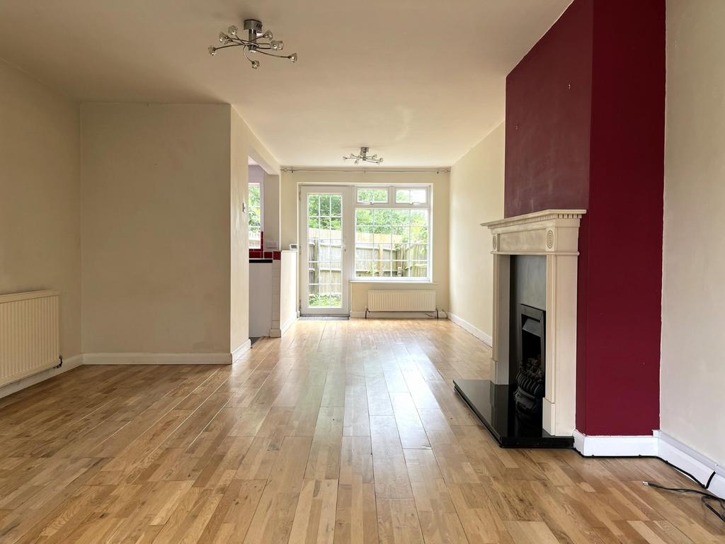 Springett Avenue, Ringmer, East... 3 bed end of terrace house - £1,600 ...