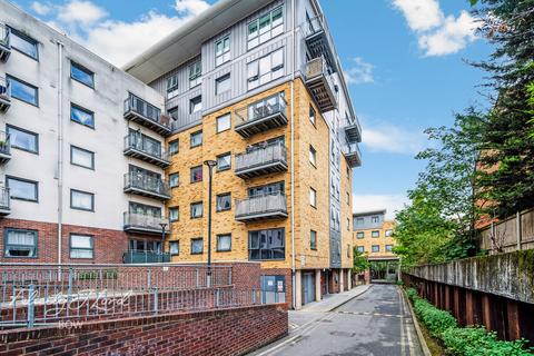 1 bedroom apartment for sale, Thomas Fyre Drive, London, E3