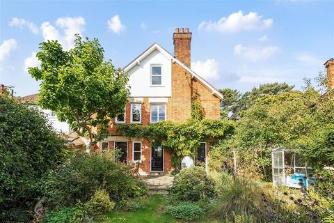 5 bedroom detached house for sale, Park Avenue, Bedford