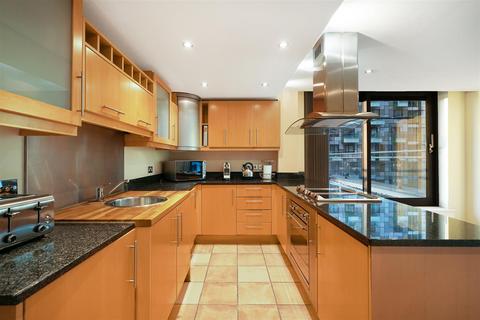 2 bedroom apartment to rent, 41 Millharbour, Canary Wharf, E14