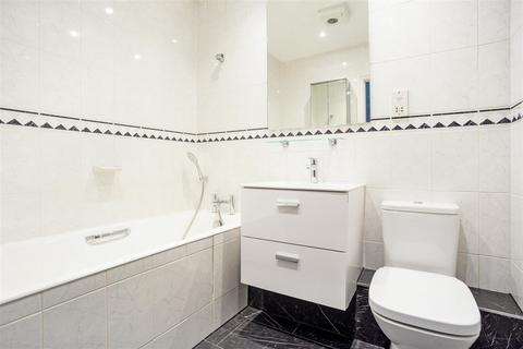 13 Agincourt, Ascot, SL5 7SJ